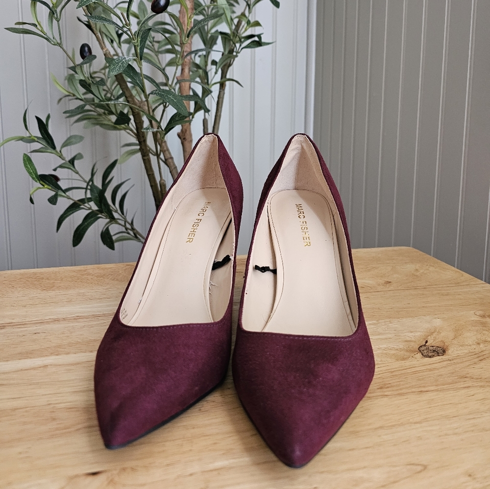 Marc Fisher Burgendy Heels Size 7M